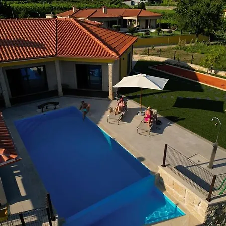 Marilyn Monroe 게스트하우스 Canedo de Basto